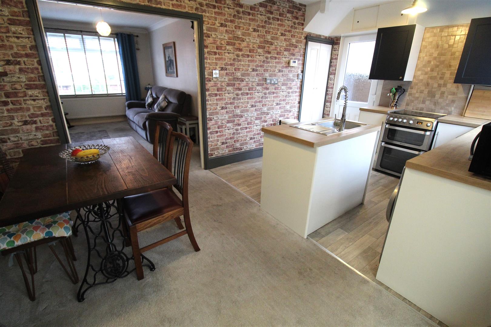 Birchfield Road, Abbey Hulton, Stoke-On-Trent